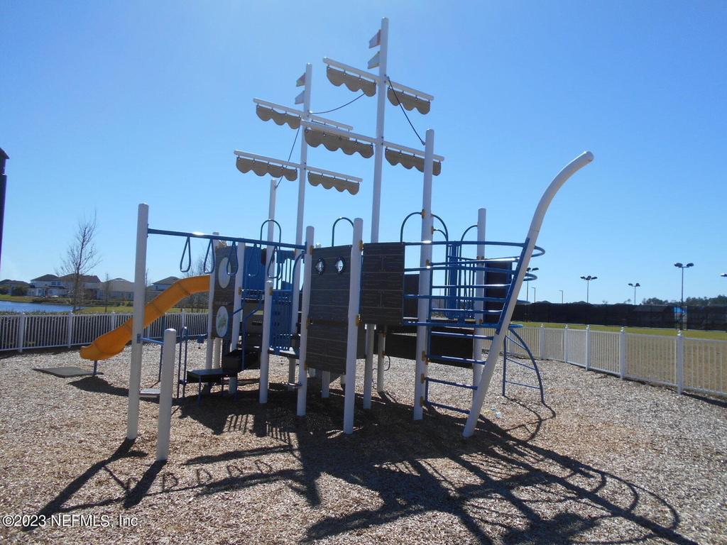 163 Charlie Way - Photo 17