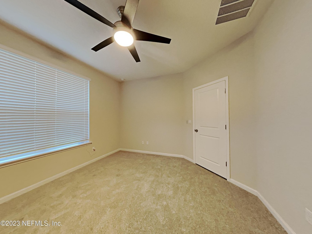 163 Charlie Way - Photo 6