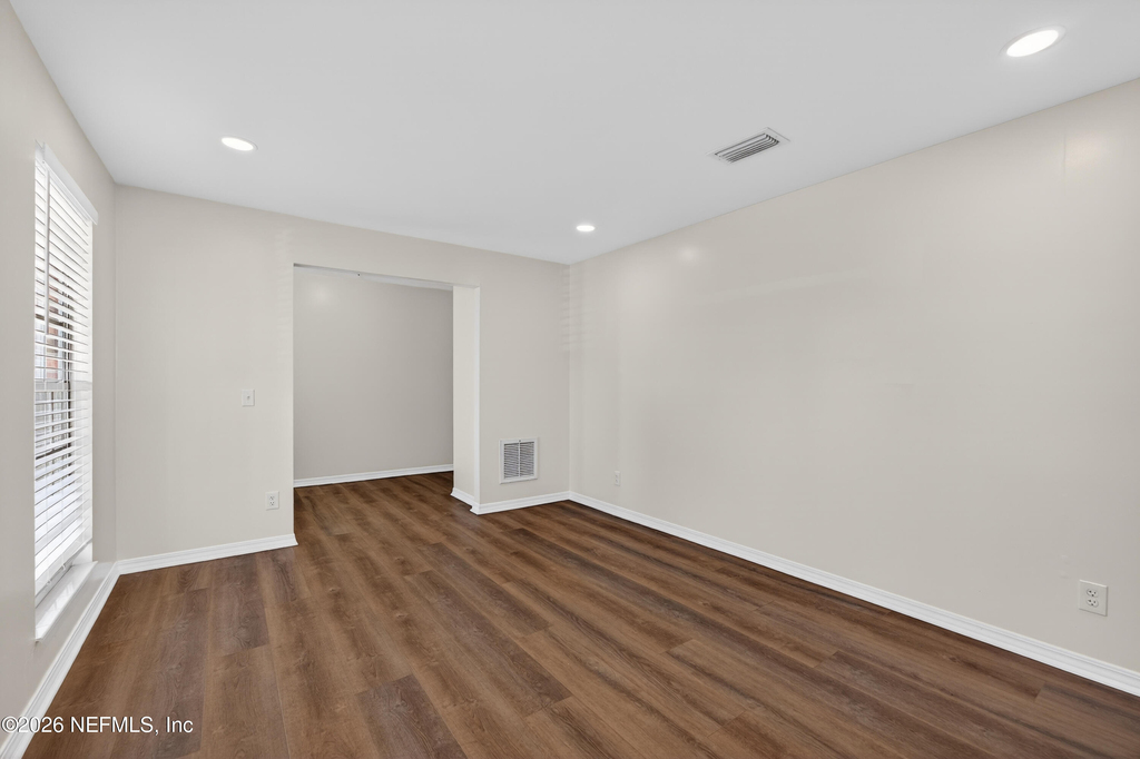 2766 Greenridge Road - Photo 5