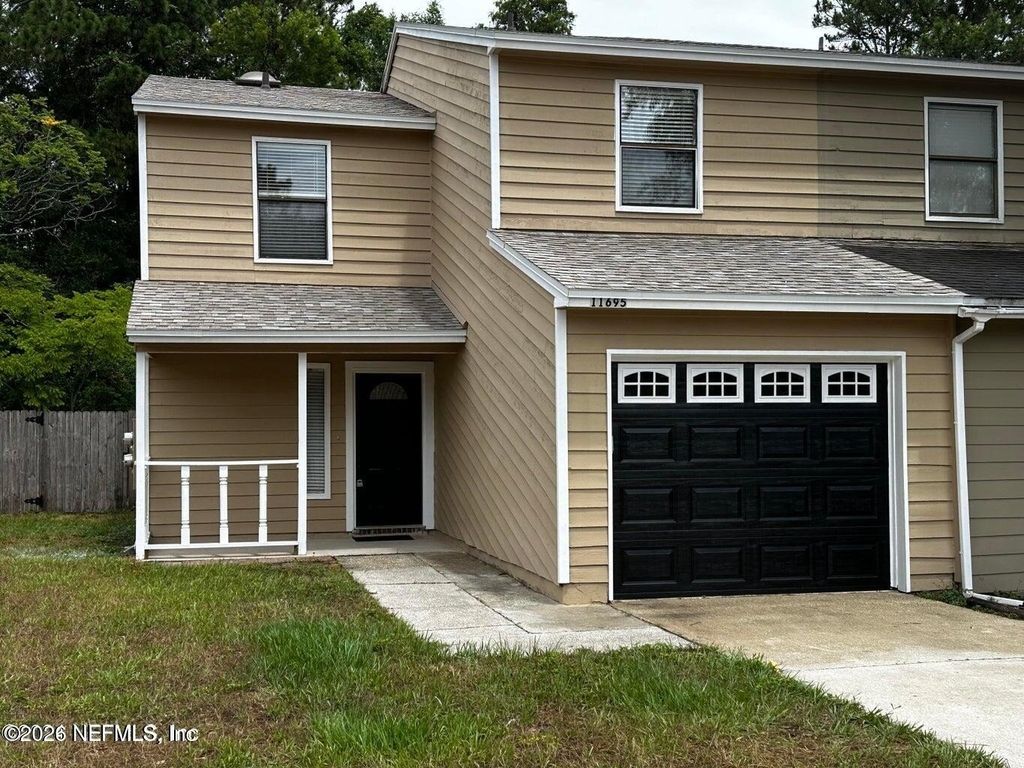11695 Tanager Drive - Photo 0