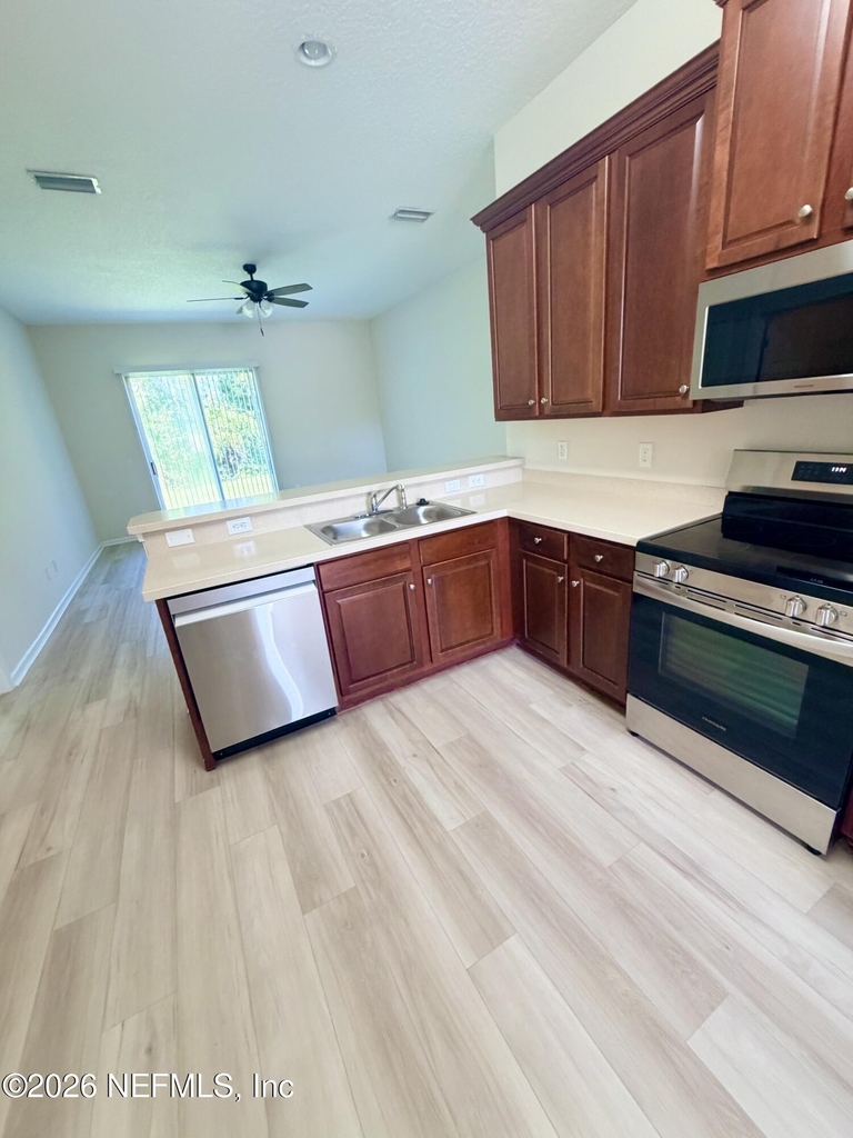 5199 Armsgate Court - Photo 10