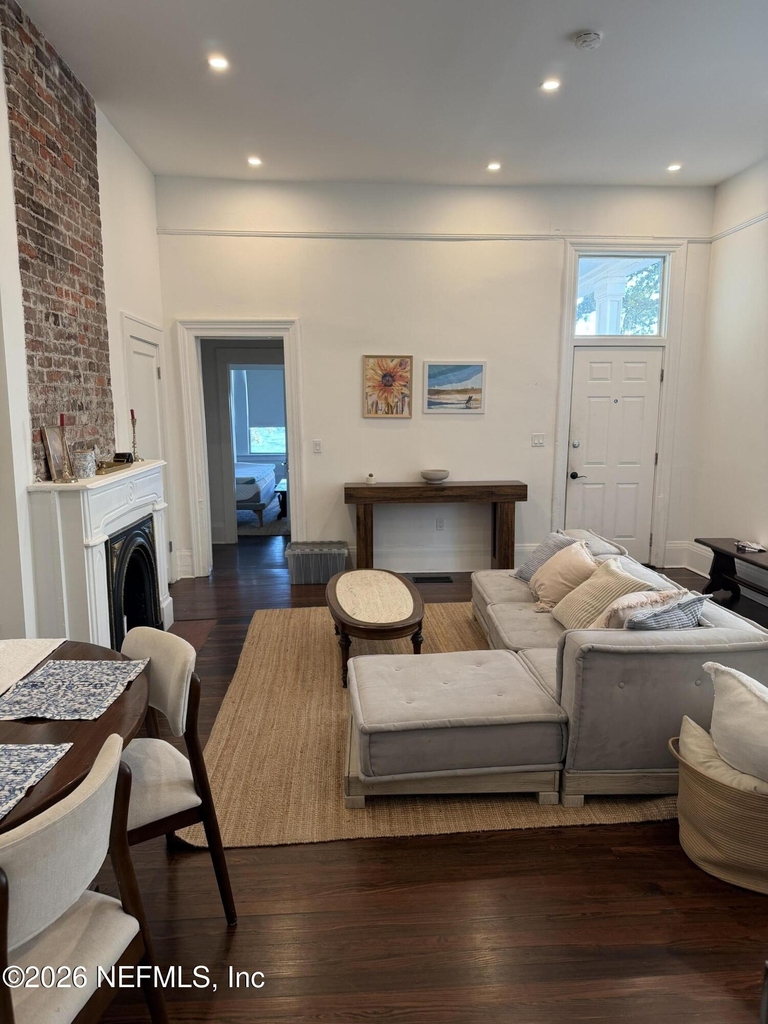 2107 River Boulevard - Photo 5