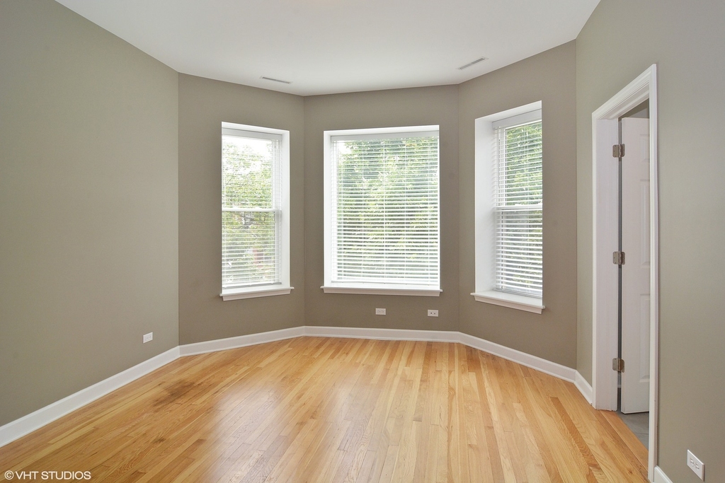 2307 N Springfield Avenue - Photo 5