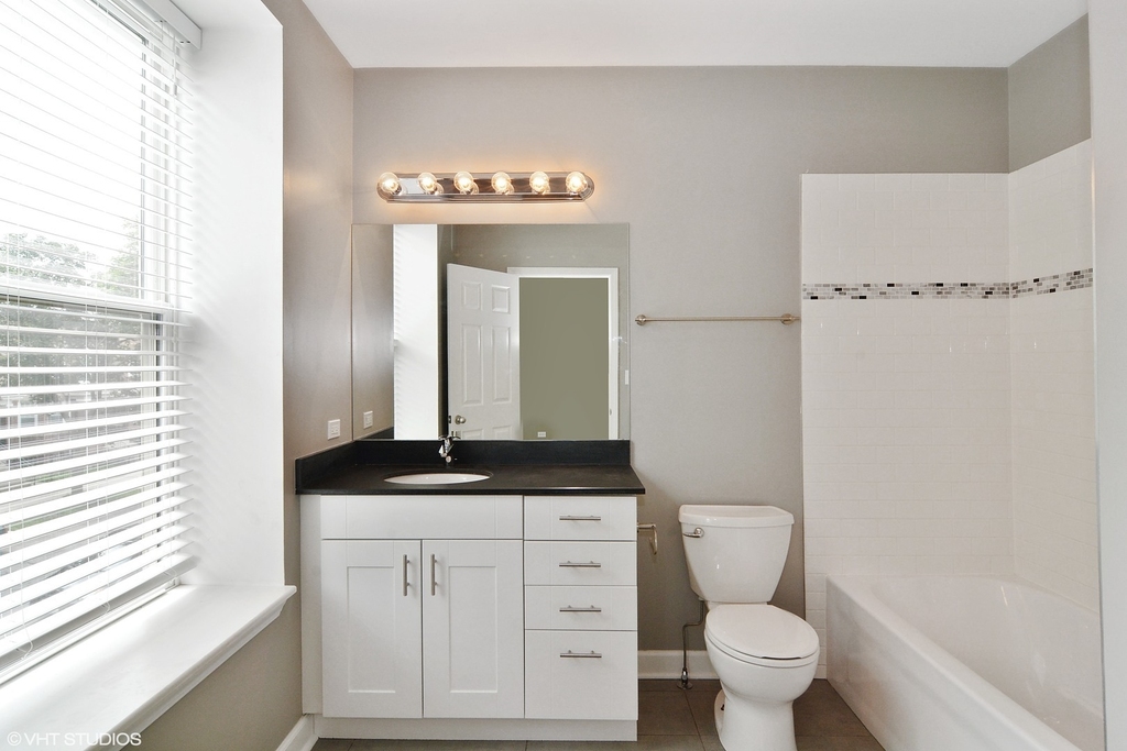 2307 N Springfield Avenue - Photo 6