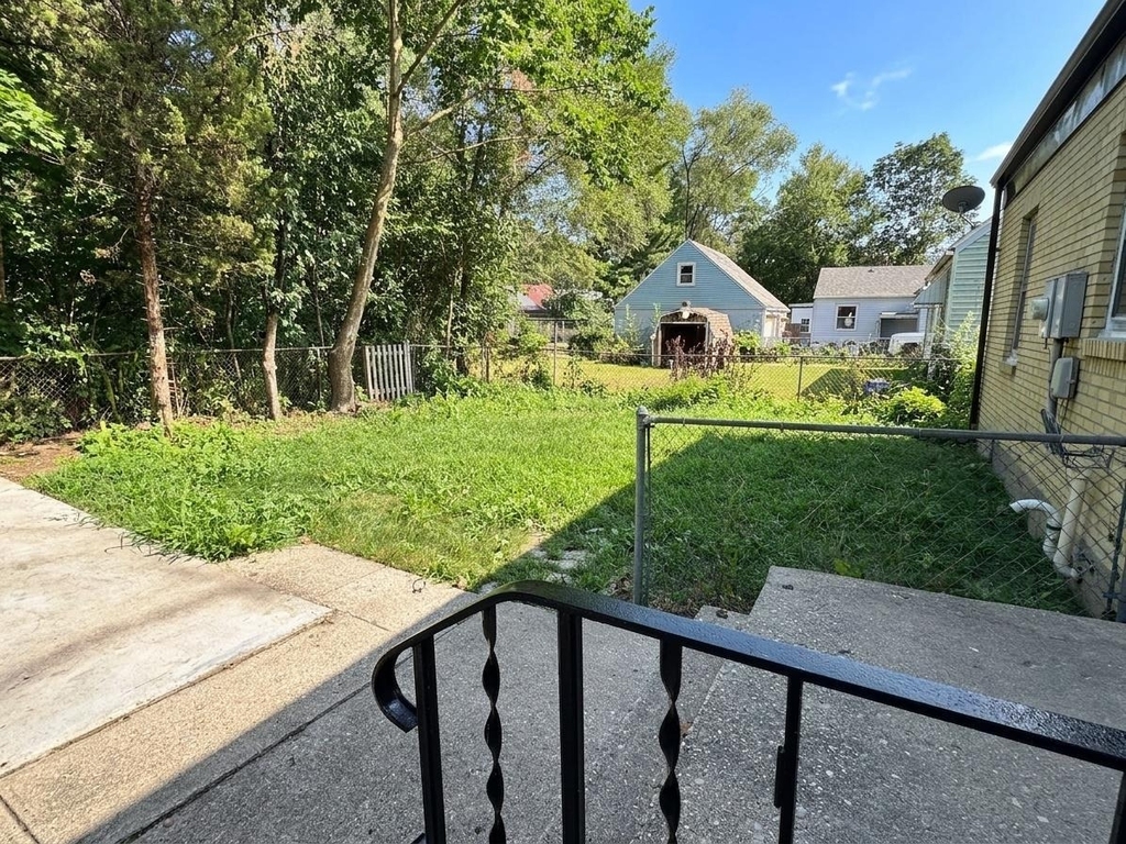 1619 Evergreen Street - Photo 14