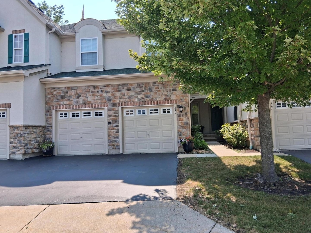 449 Bay Tree Circle - Photo 1
