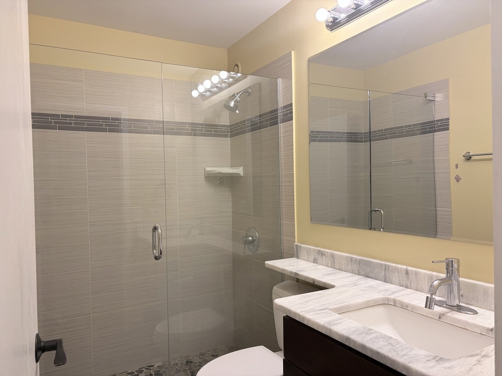 801 S Plymouth Court - Photo 10