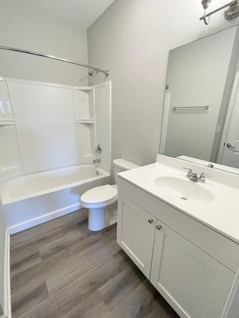 301 N Madison Street - Photo 11