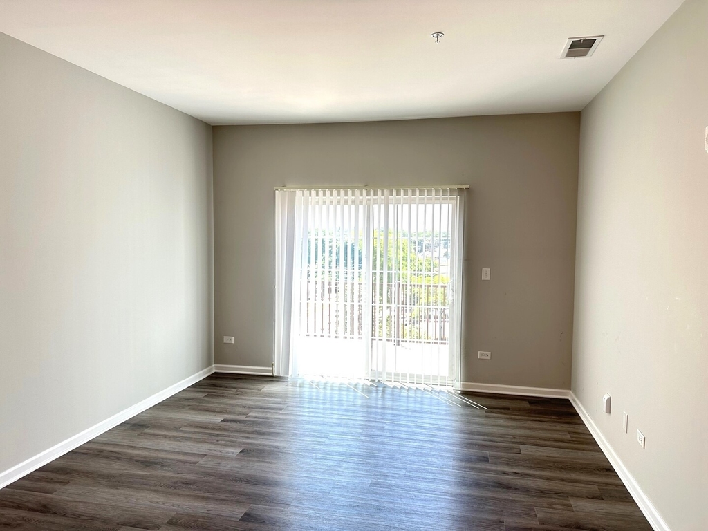 301 N Madison Street - Photo 5