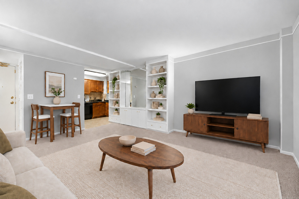 233 E Erie Street - Photo 6