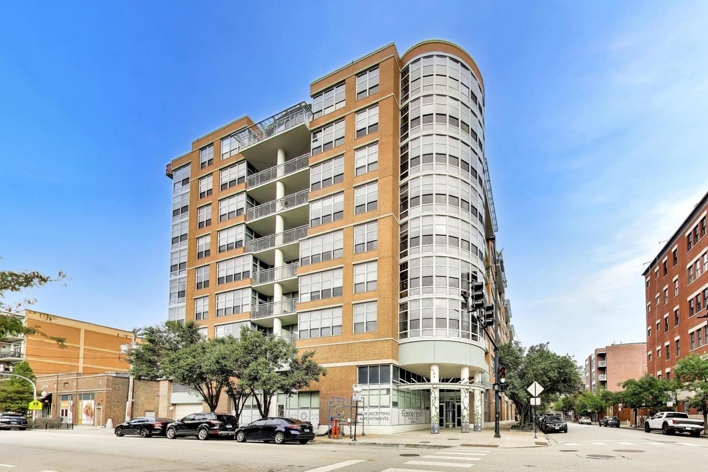 1200 W Monroe Street - Photo 0