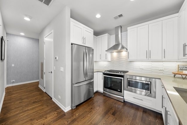 5 N Oakley Boulevard - Photo 11