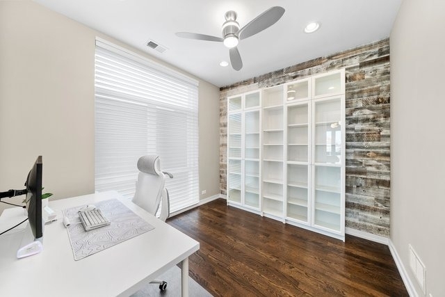 5 N Oakley Boulevard - Photo 16