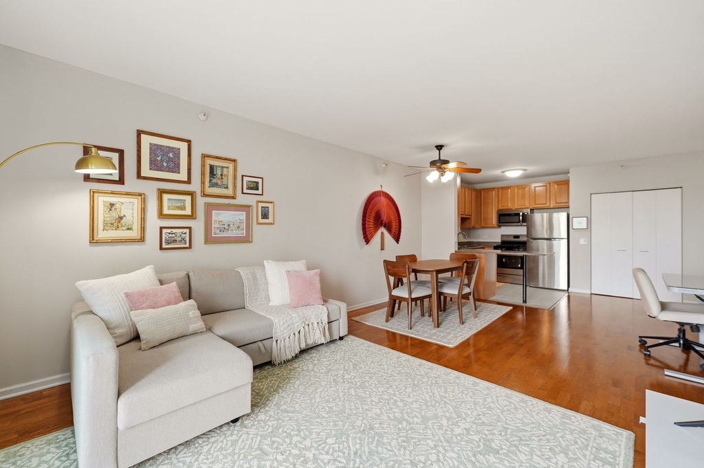 125 S Jefferson Street - Photo 3
