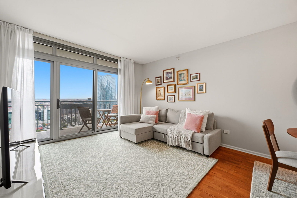 125 S Jefferson Street - Photo 4