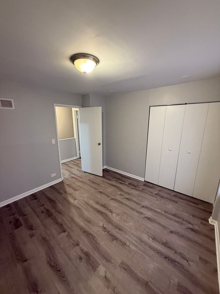744 W Gordon Terrace - Photo 1