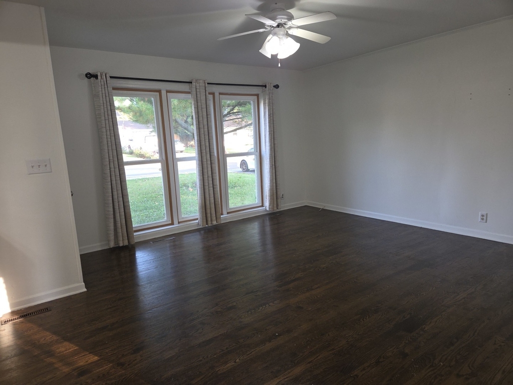 207 Caddy Avenue - Photo 1