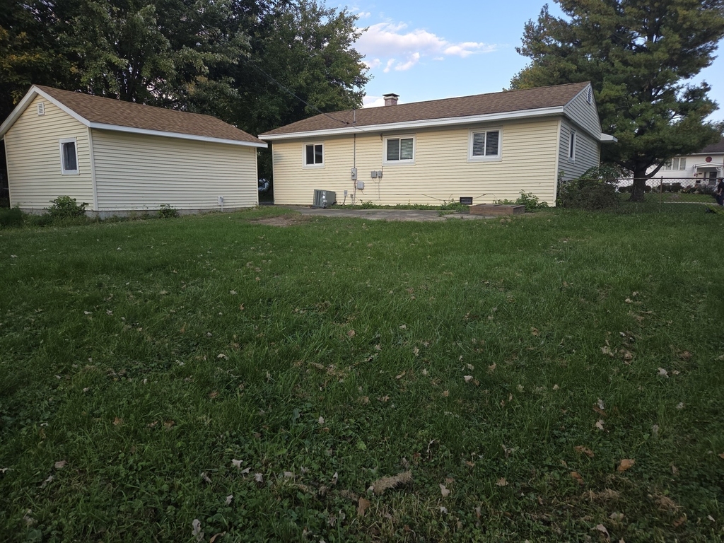 207 Caddy Avenue - Photo 8