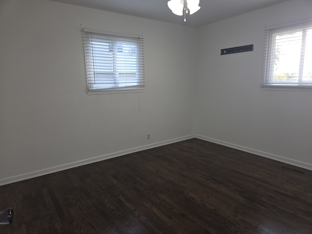 207 Caddy Avenue - Photo 7