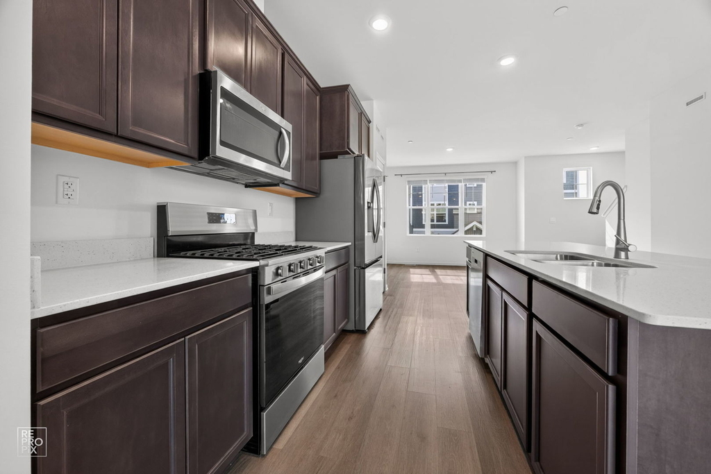 2129 Yellowstone Boulevard - Photo 9