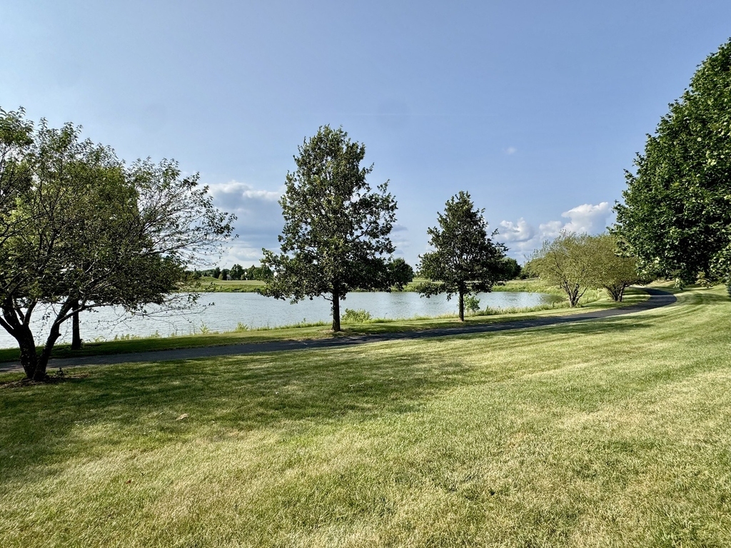 1399 Crimson Lane - Photo 3