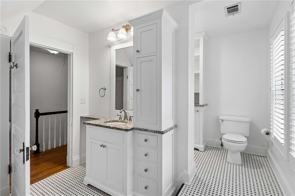 388 Augusta Avenue Se - Photo 16