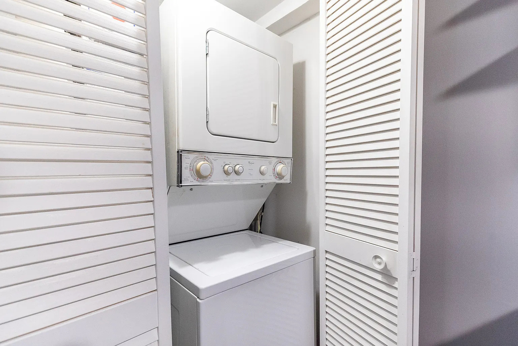 3516 W Belden Avenue - Photo 9