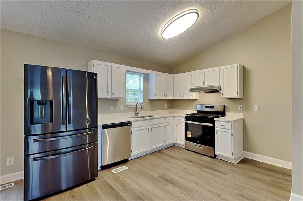3332 Country Creek Drive Nw - Photo 4