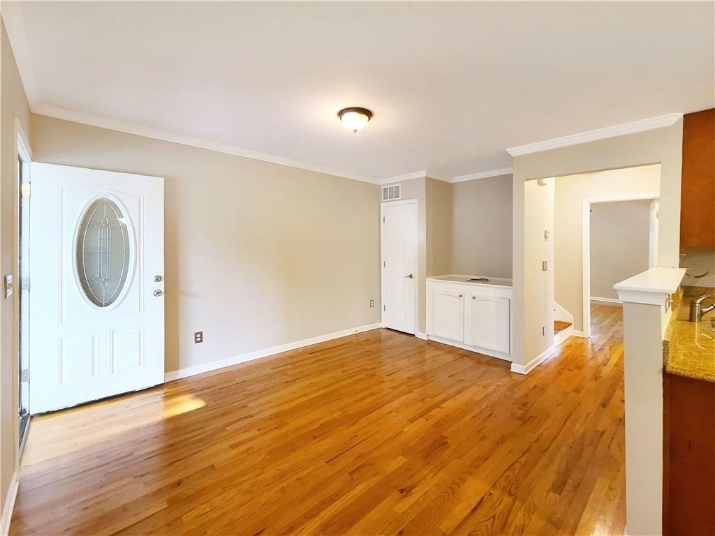 128 Brook Circle Se - Photo 2