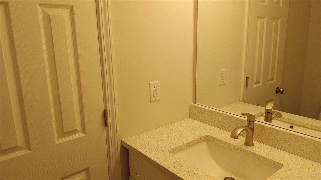 2156 Park Terrace - Photo 19