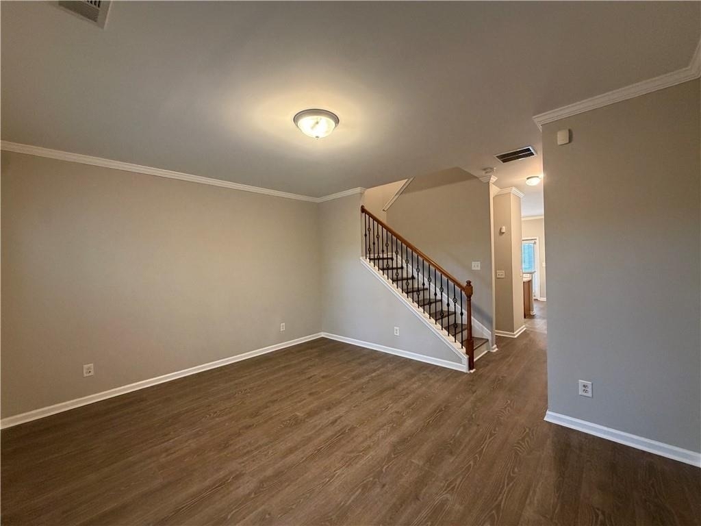 1105 Liberty Parkway Nw - Photo 2