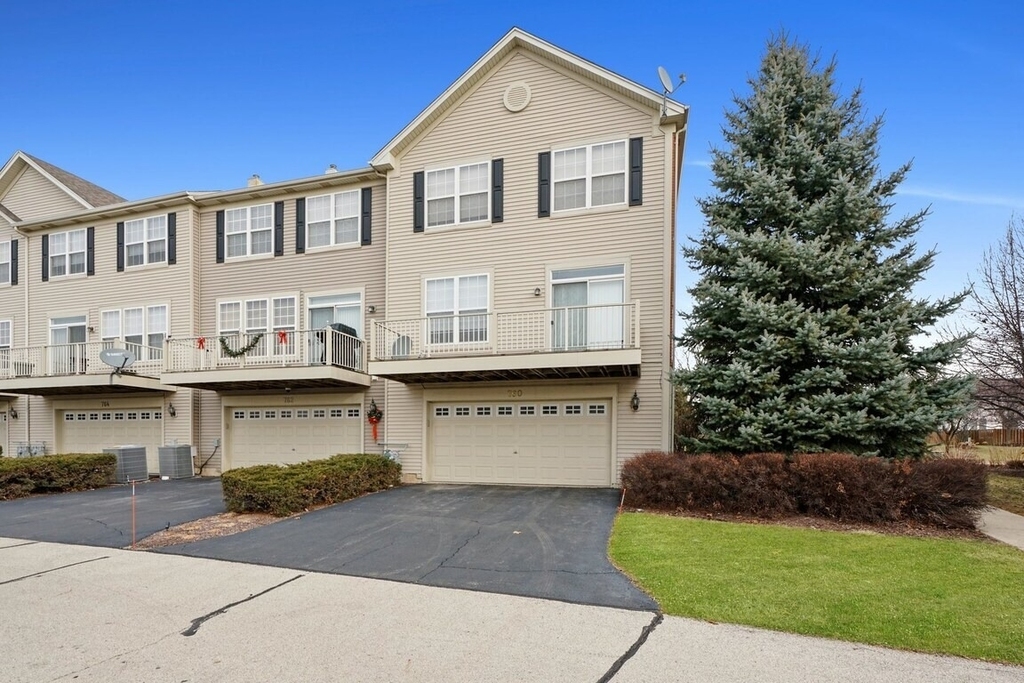 760 Lambert Lane - Photo 16