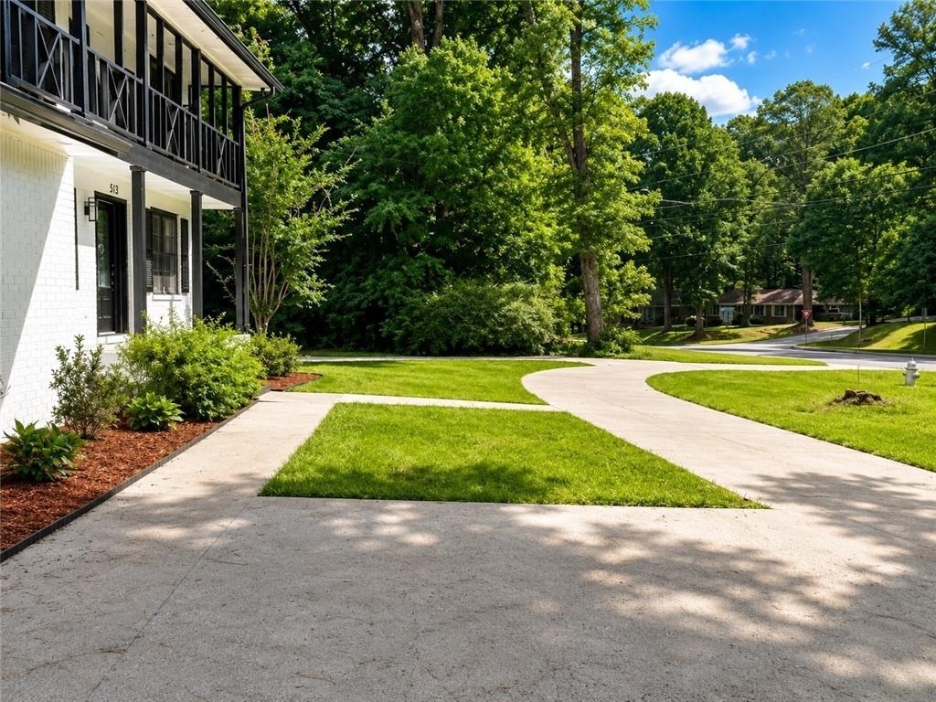 513 Scenic Highway - Photo 2