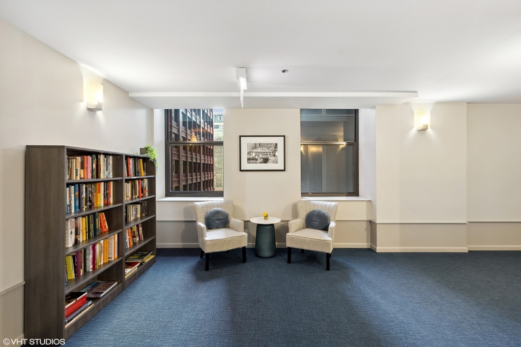 310 S Michigan Avenue - Photo 22