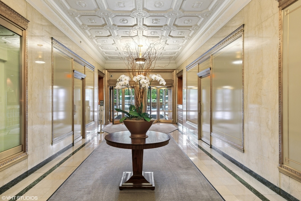 310 S Michigan Avenue - Photo 24