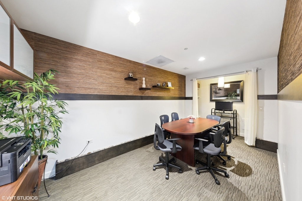 310 S Michigan Avenue - Photo 21