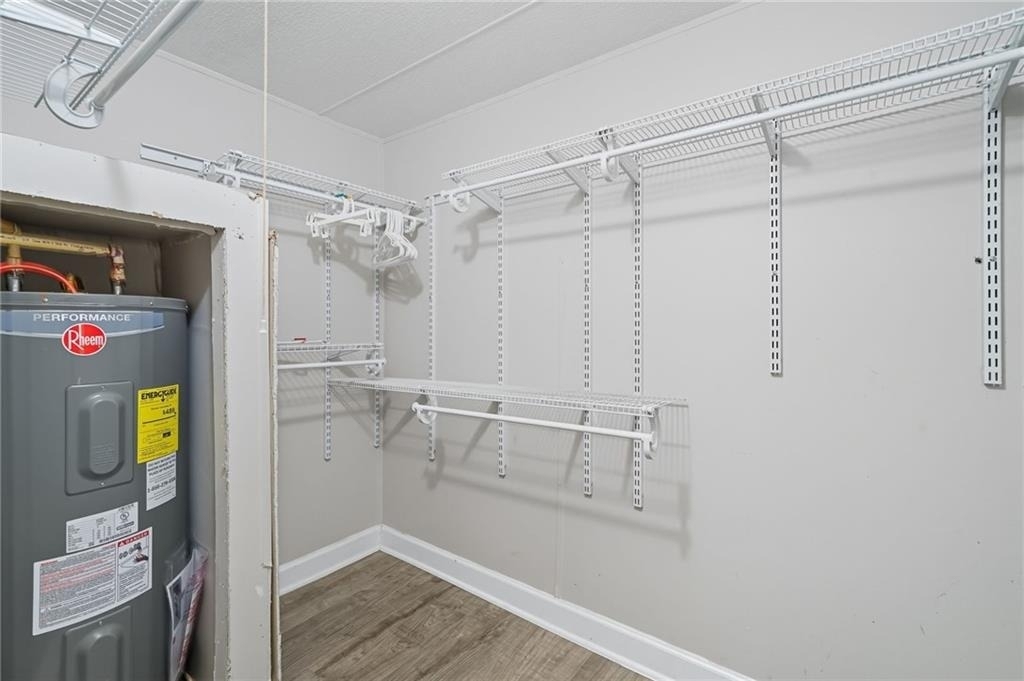 330 Hyde Road - Photo 9