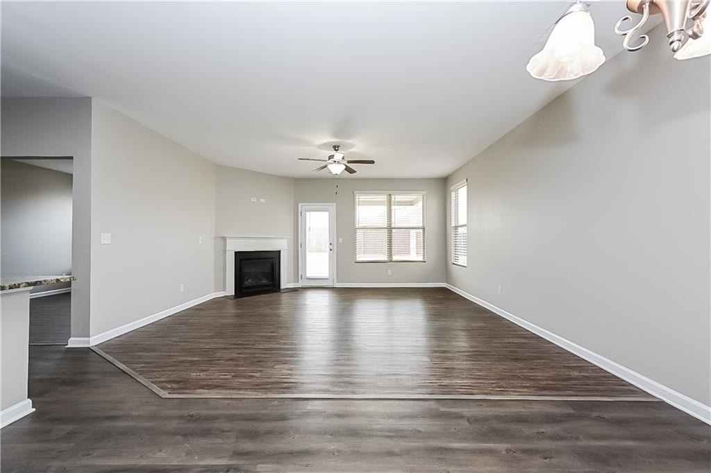1924 Stanton Way - Photo 4