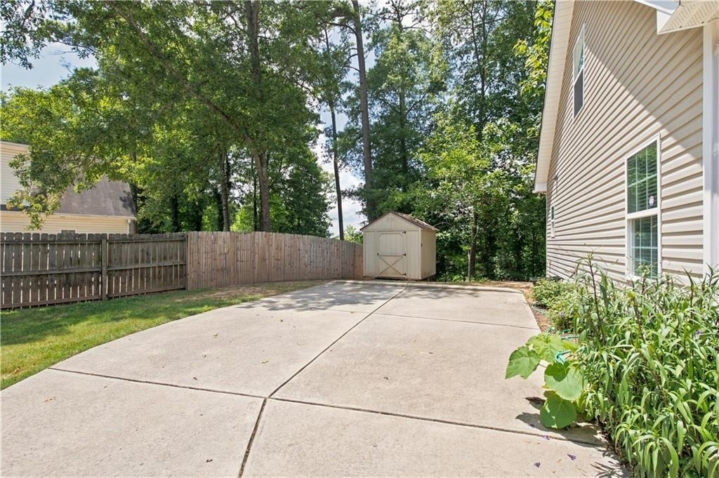 728 Skyview Drive Ne - Photo 20