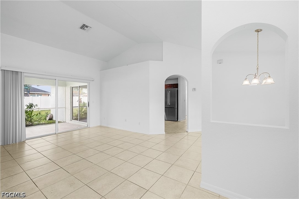 4318 Sw 9th Avenue - Photo 8