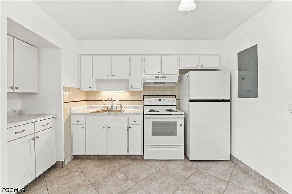 4956 Viceroy Street - Photo 9