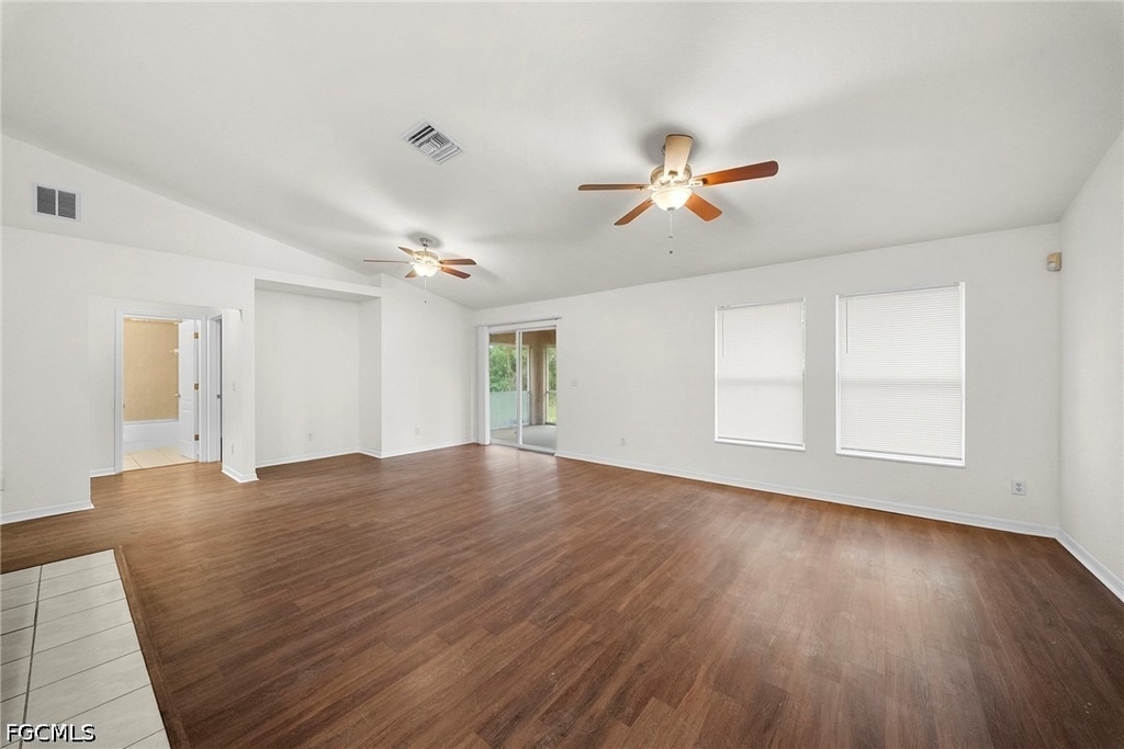 2813 34th Street W - Photo 12