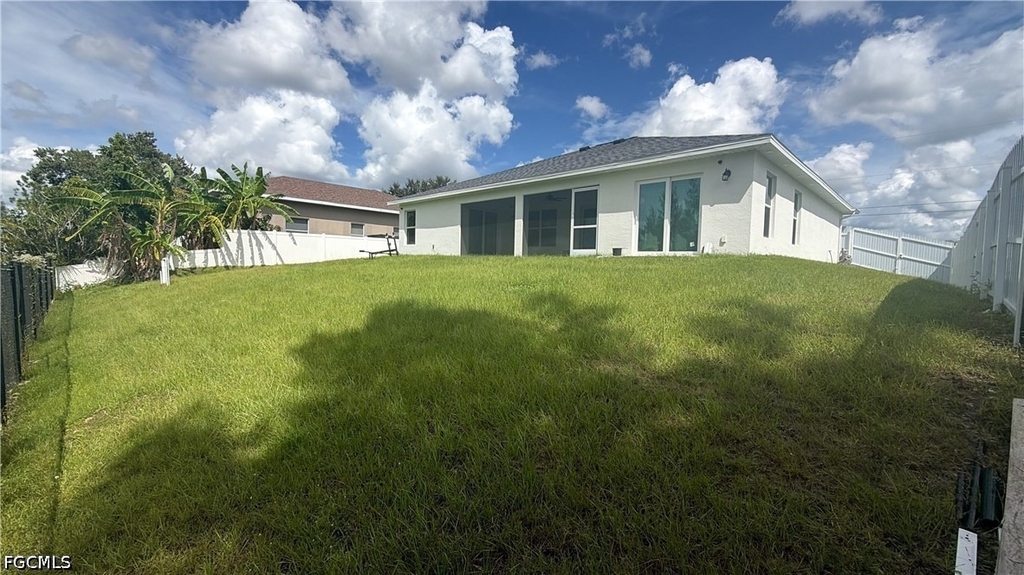 4034 Ne 9th Place - Photo 13