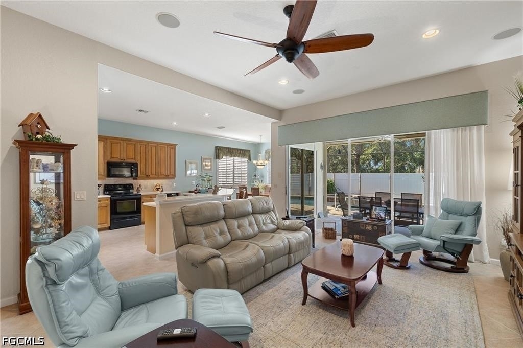 8872 King Henry Court - Photo 8