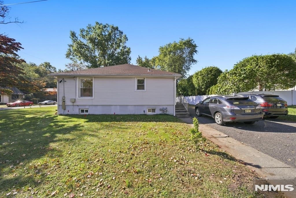 225 Walnut - Photo 30