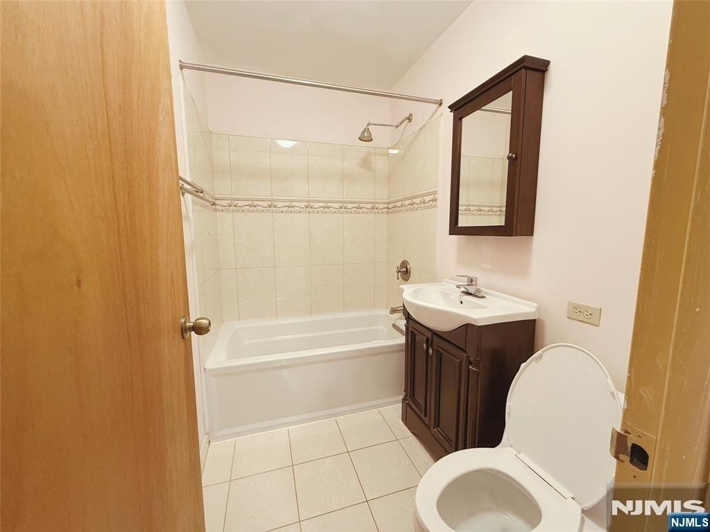 1111 River - Photo 13