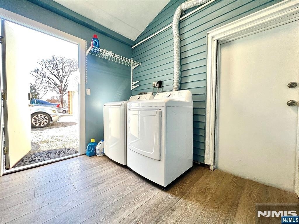 238 Main - Photo 5