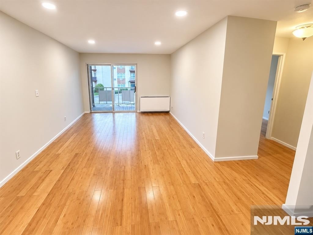 1111 River - Photo 3