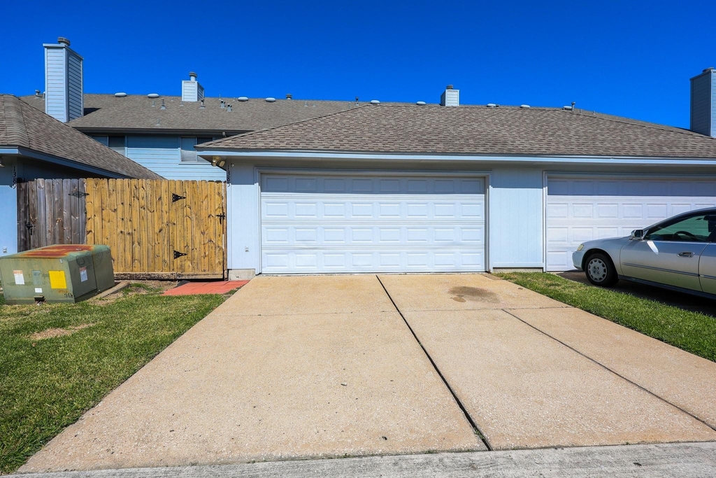 1385 El Camino Village Drive - Photo 21