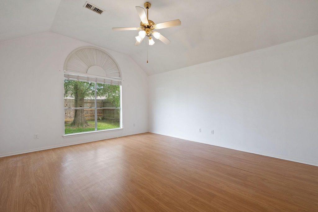 26900 Castlecliff Lane - Photo 16